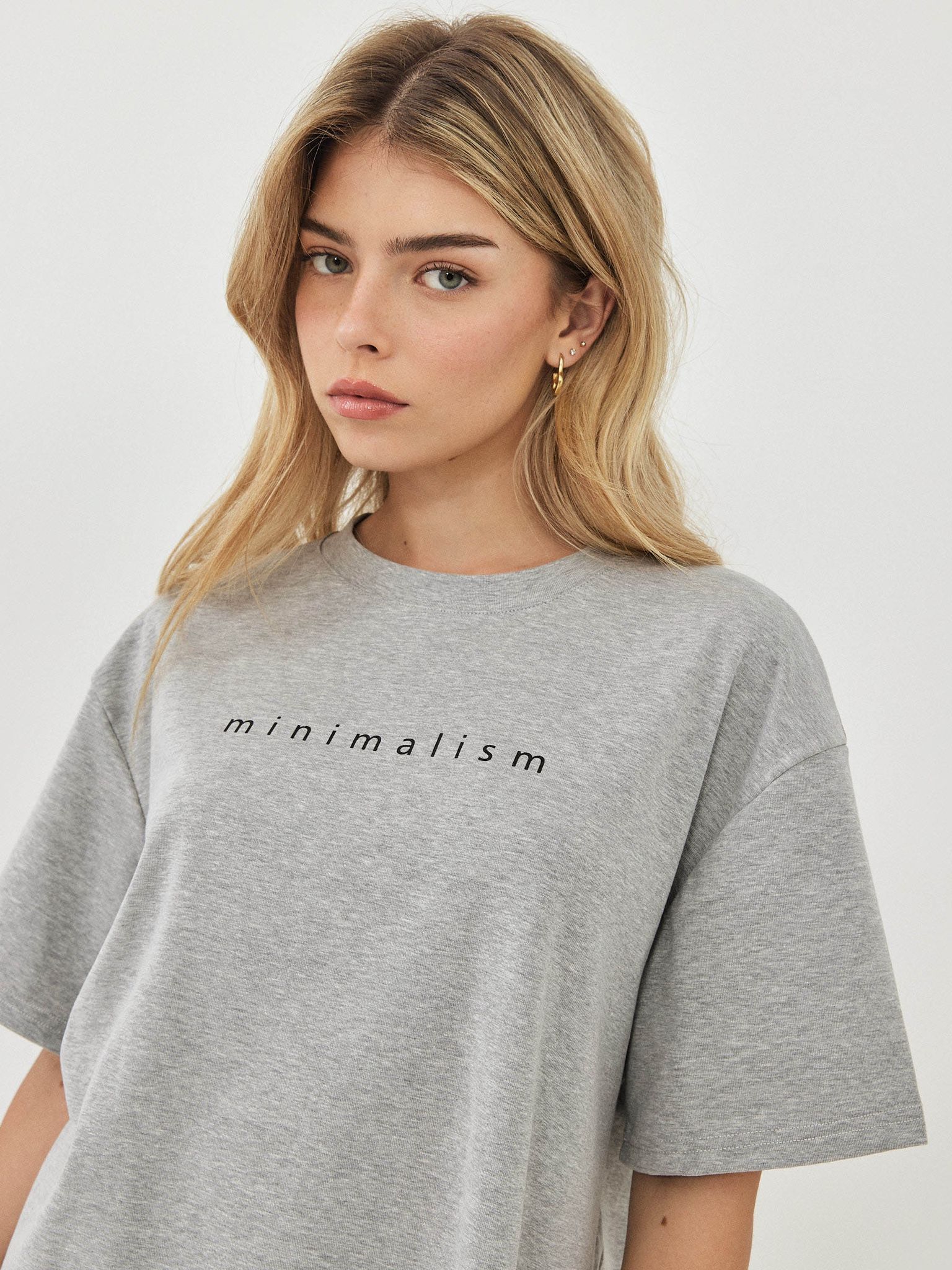 טישירט אוברסייז MINIMALISM