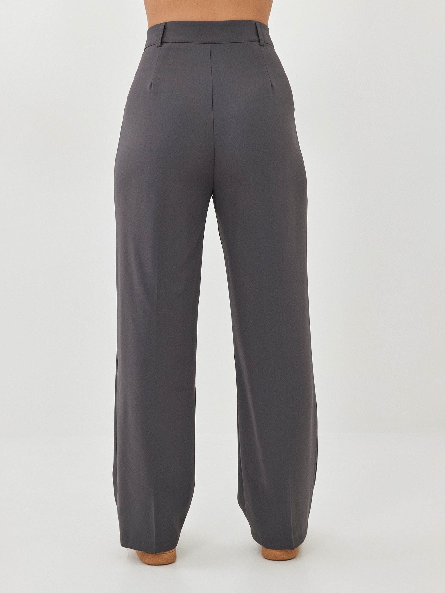 מכנסי יובל מחויטים