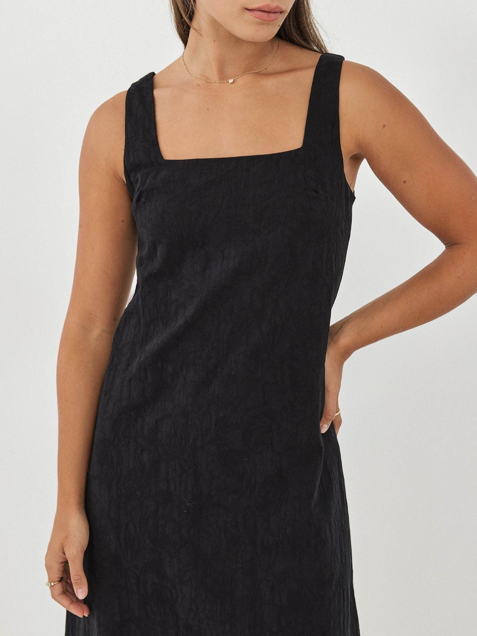 שמלת דונטלה