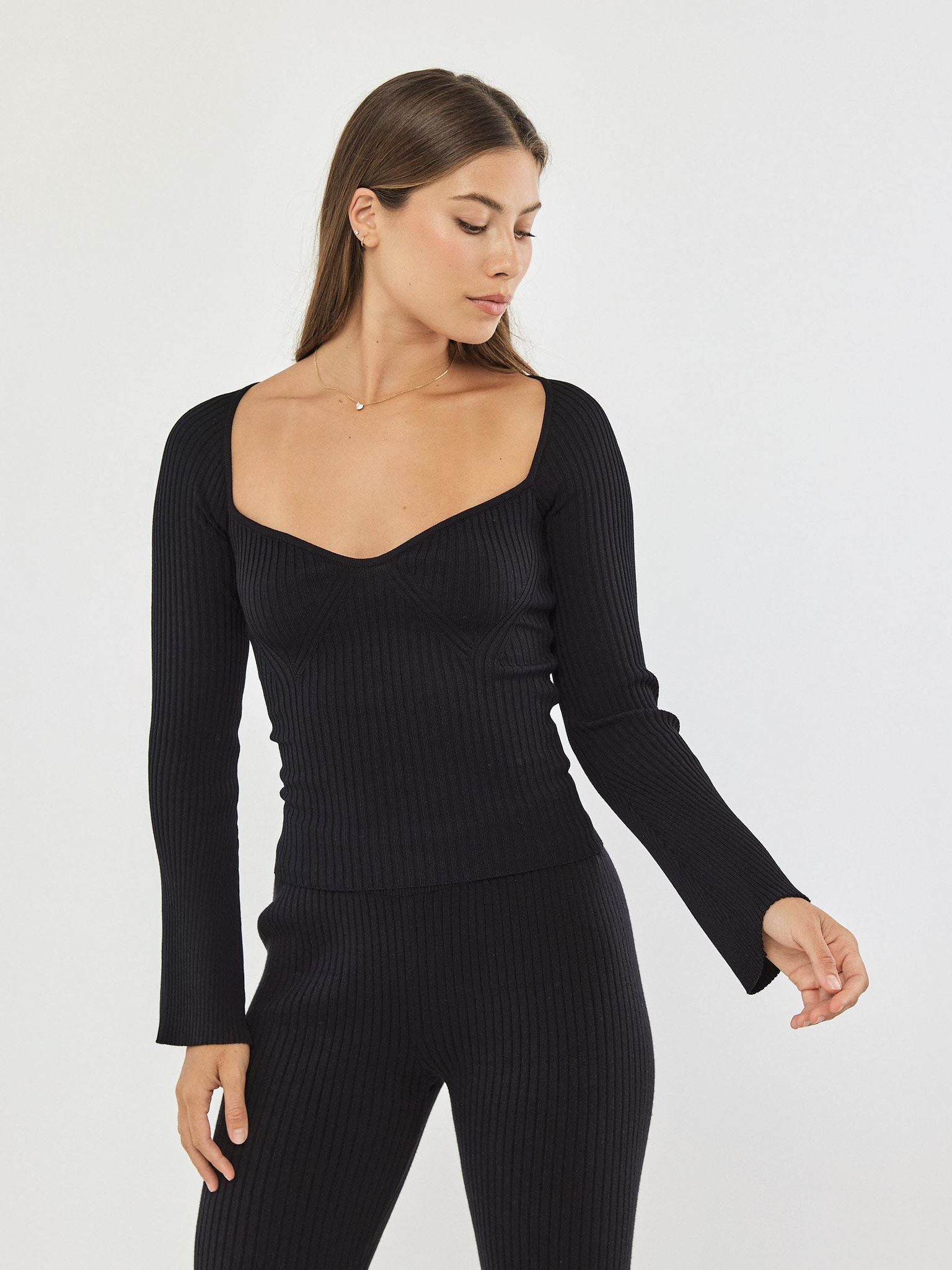 טופ סריג מגי