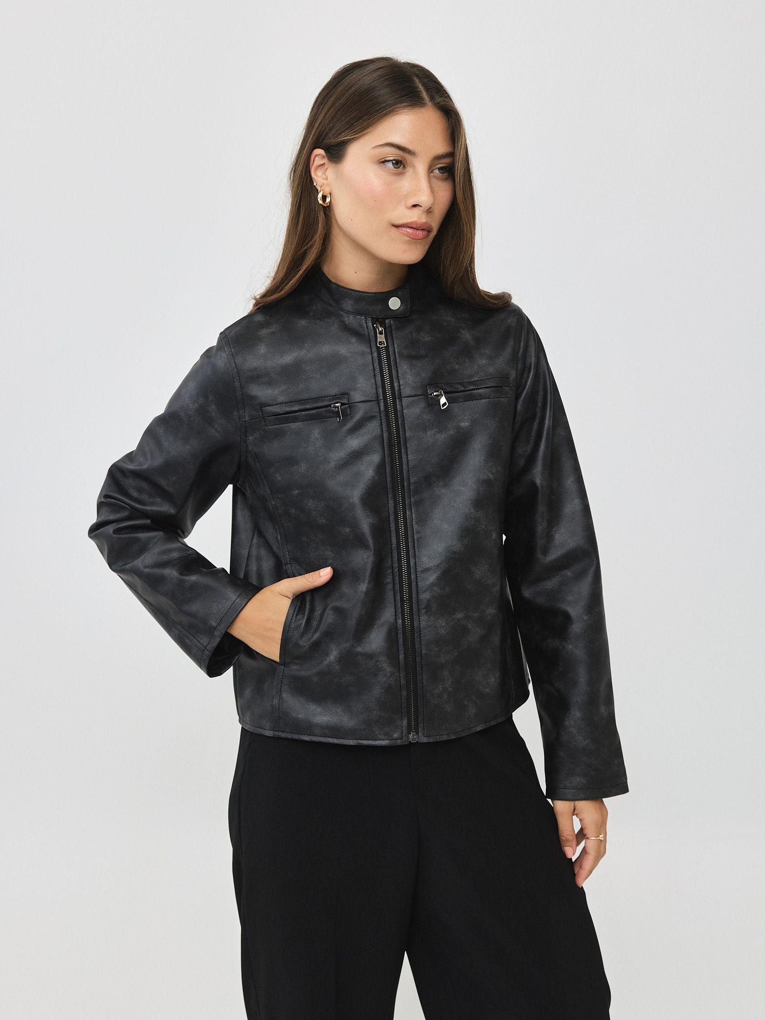 ג׳קט דמוי עור דילן