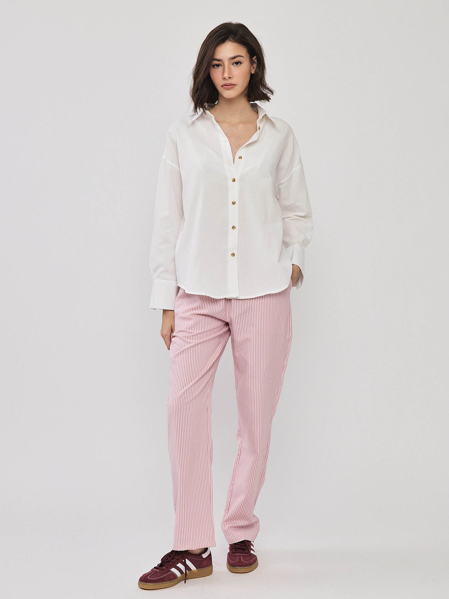 מכופתרת מורגן