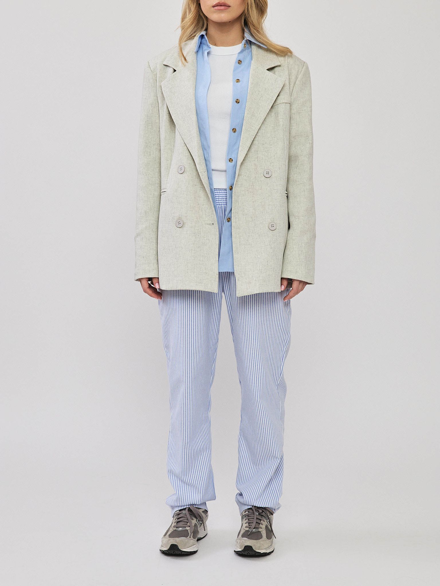 מכנסי אוסטריה פסים