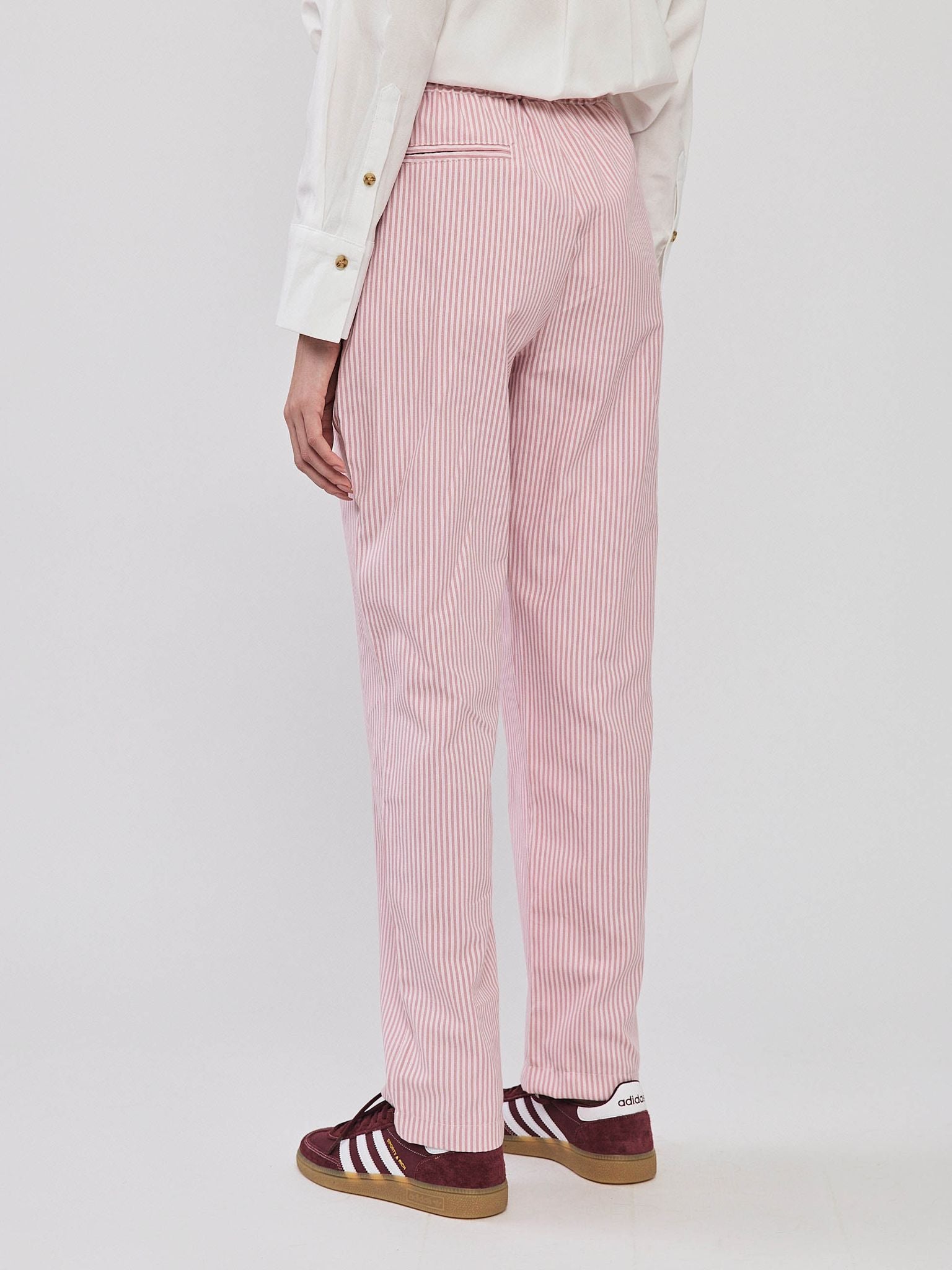 מכנסי אוסטריה פסים