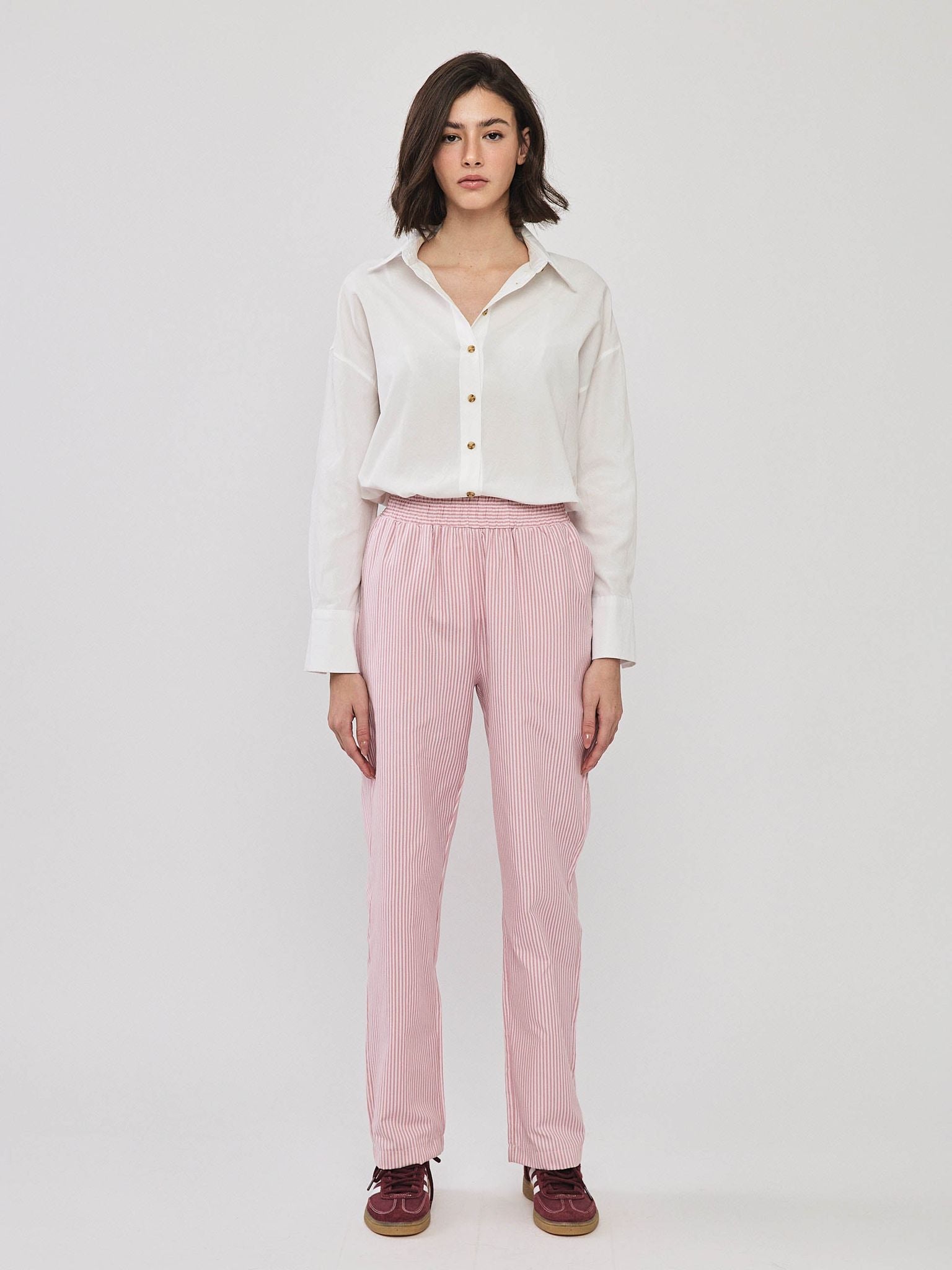 מכנסי אוסטריה פסים