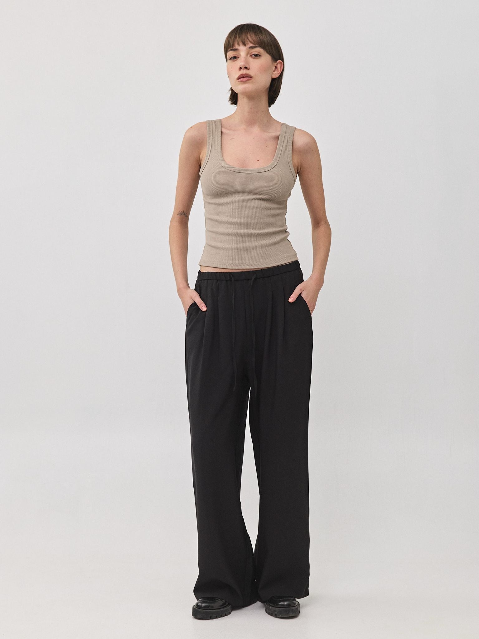 מכנסי אליוט