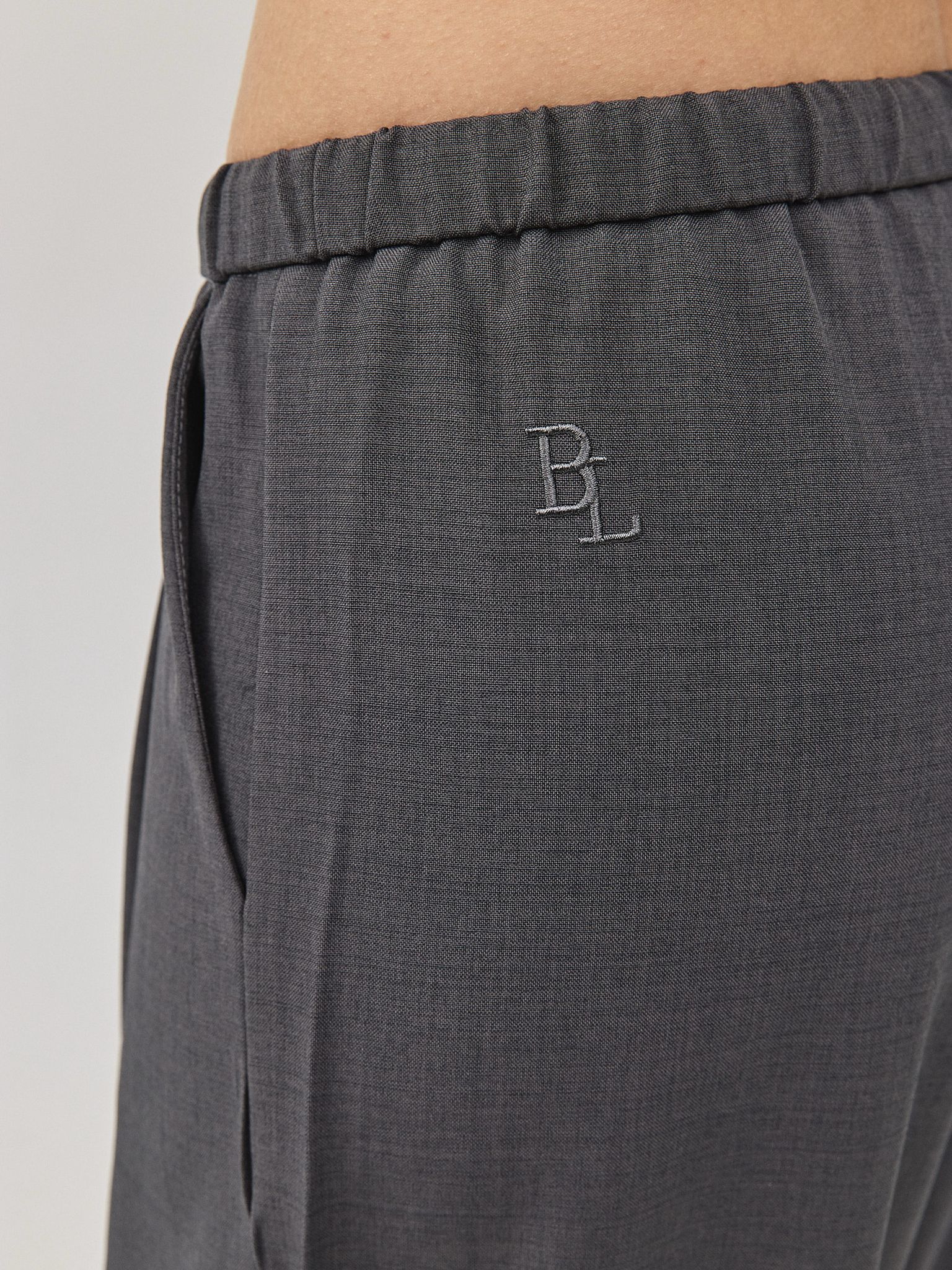 מכנסי אליוט