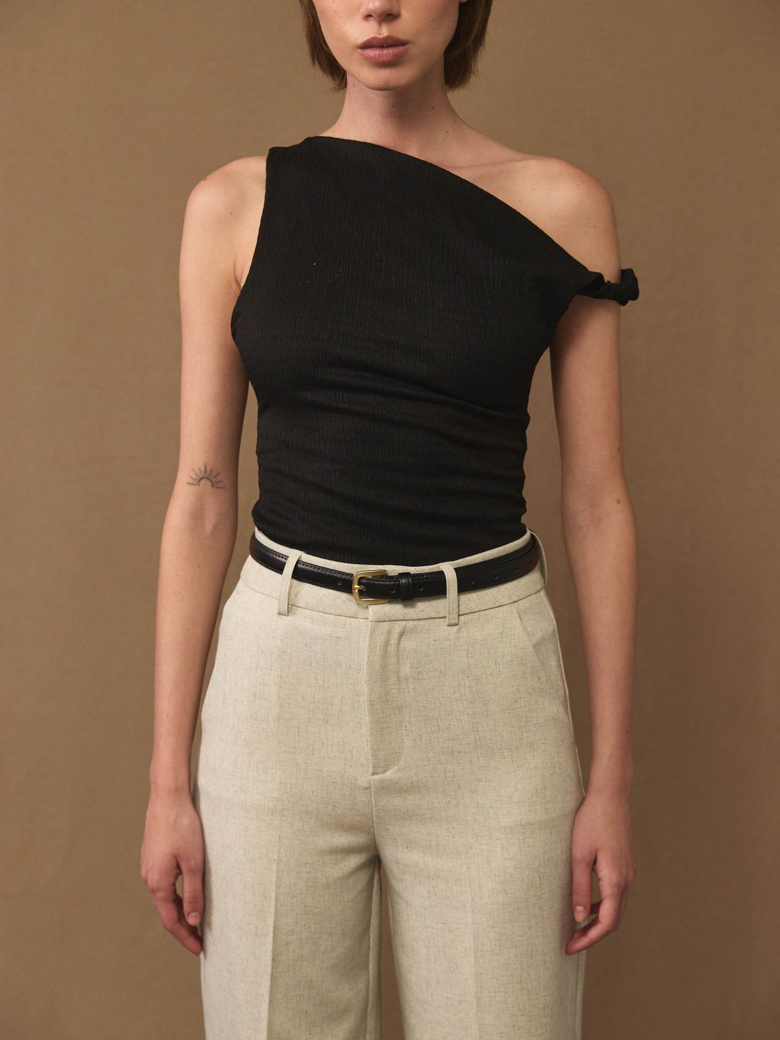 חגורה דקה אבזם ברונזה