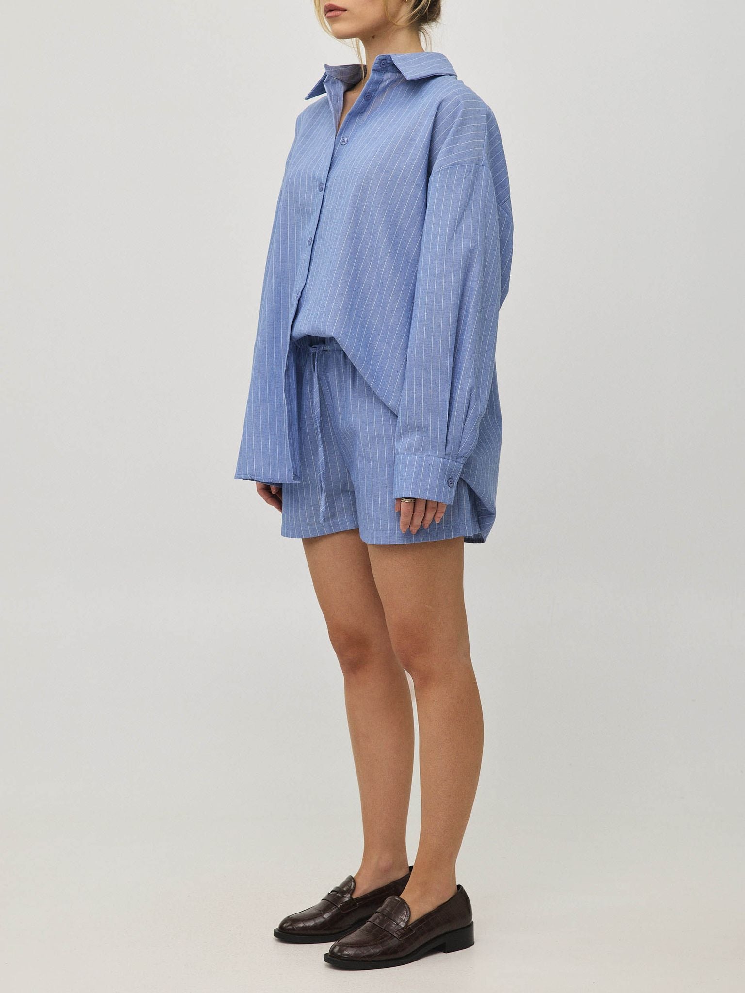 מכופתרת פסים סן