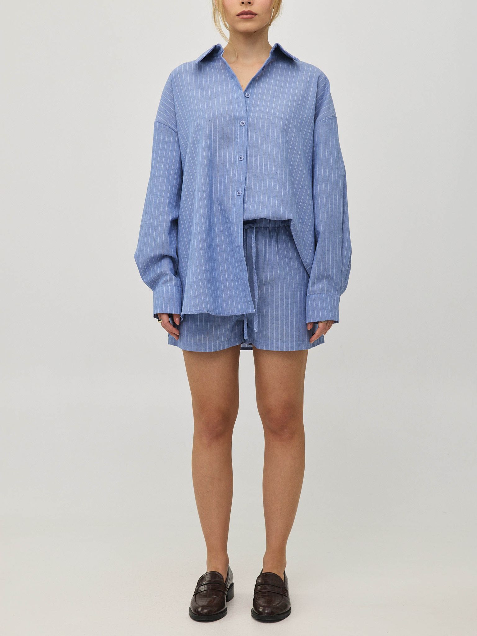 מכופתרת פסים סן