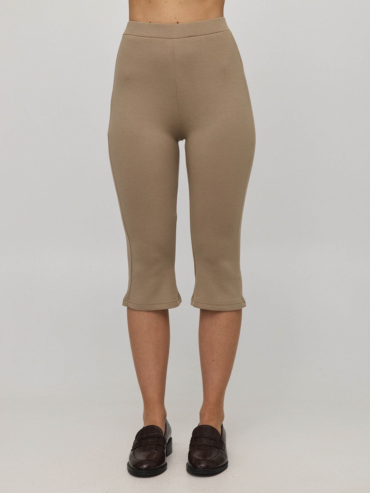 מכנסי קאפרי