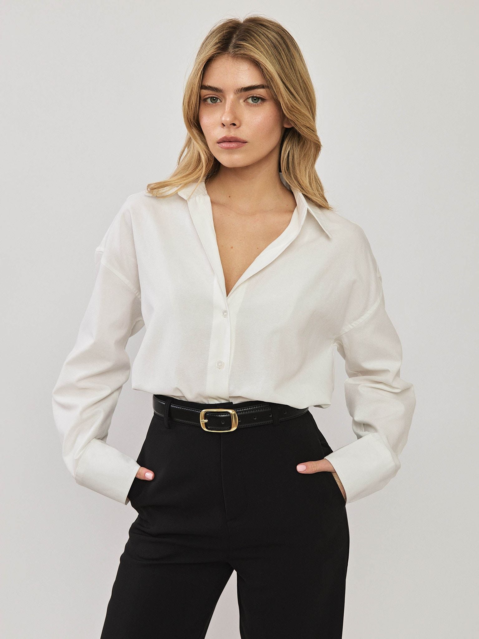 מכופתרת לוק