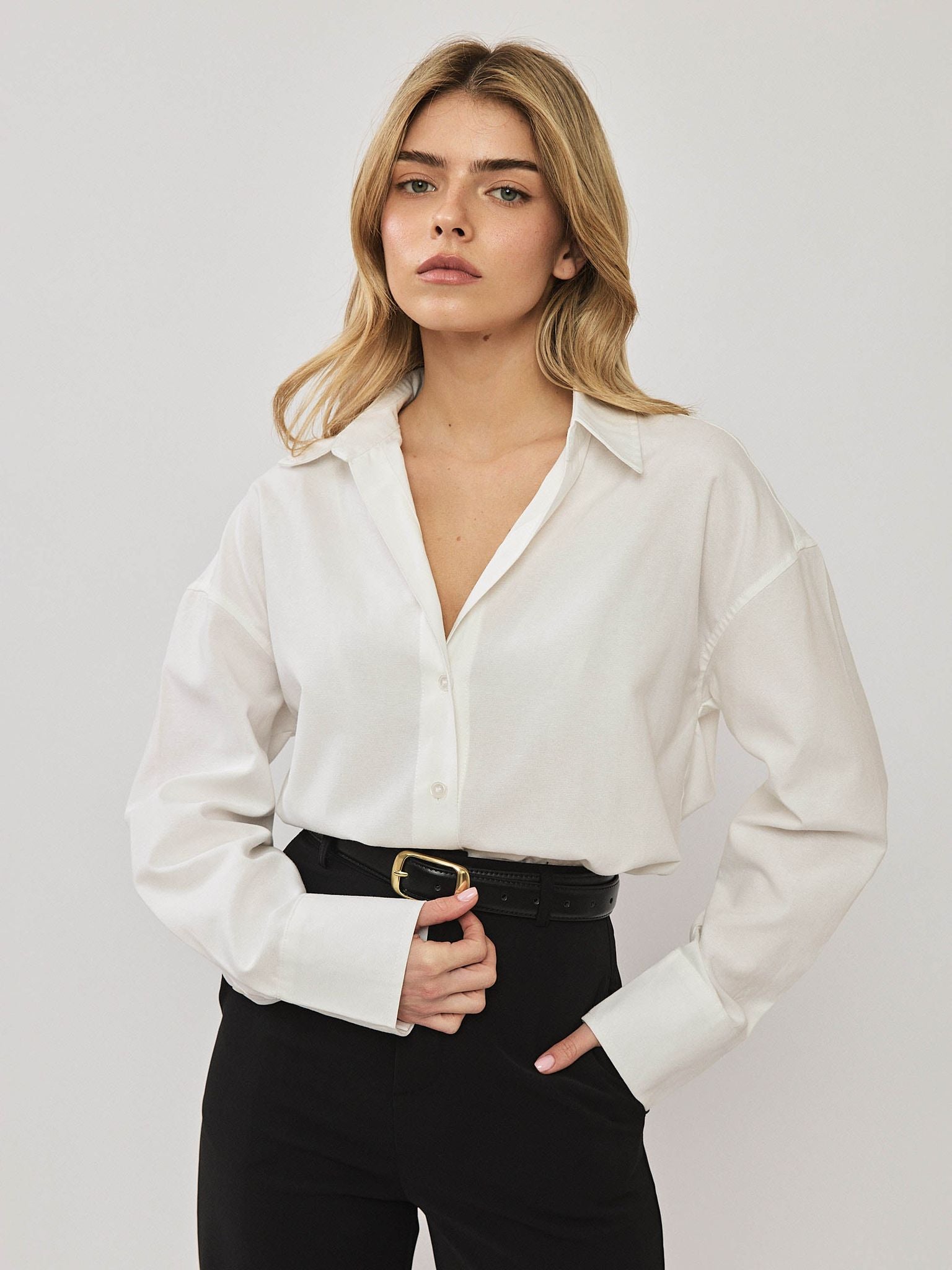 מכופתרת לוק