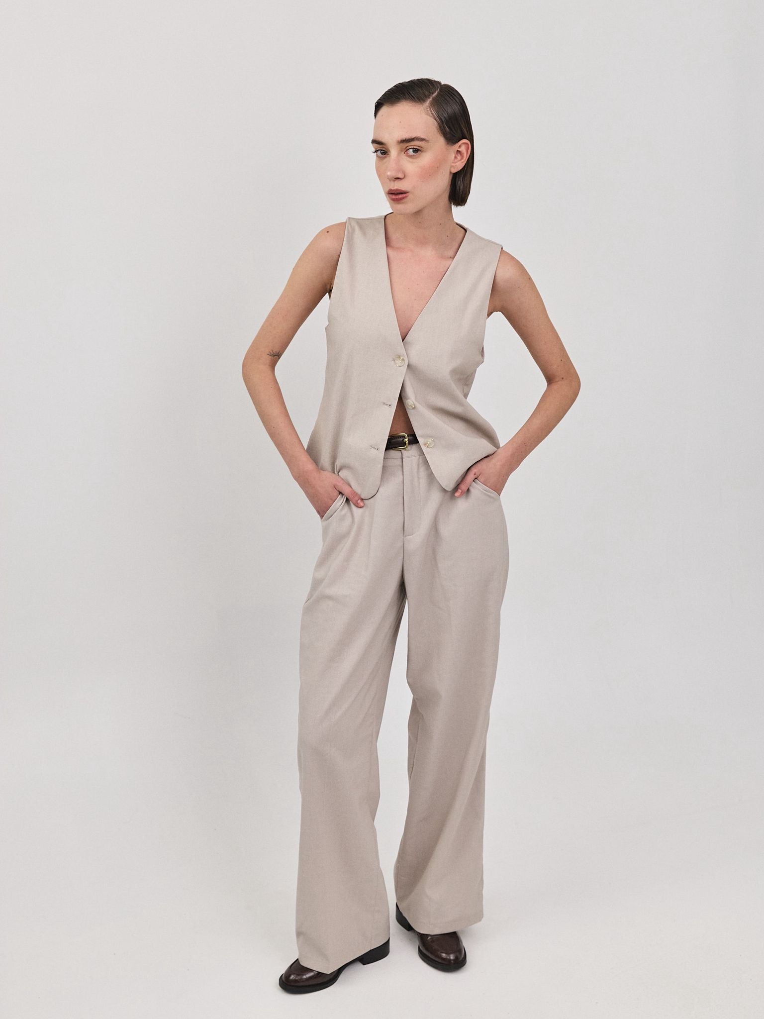 וסט פשתן ניקולה