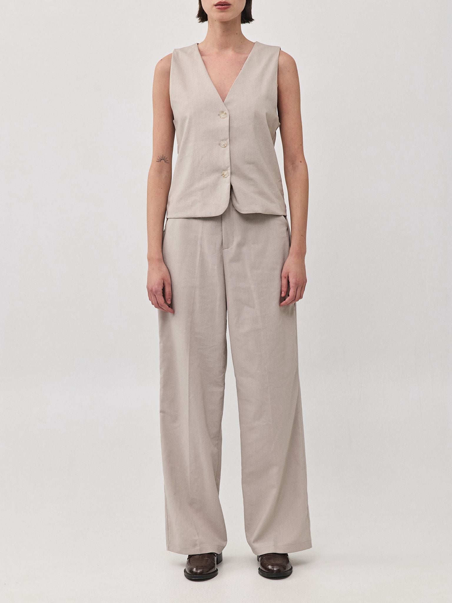 וסט פשתן ניקולה