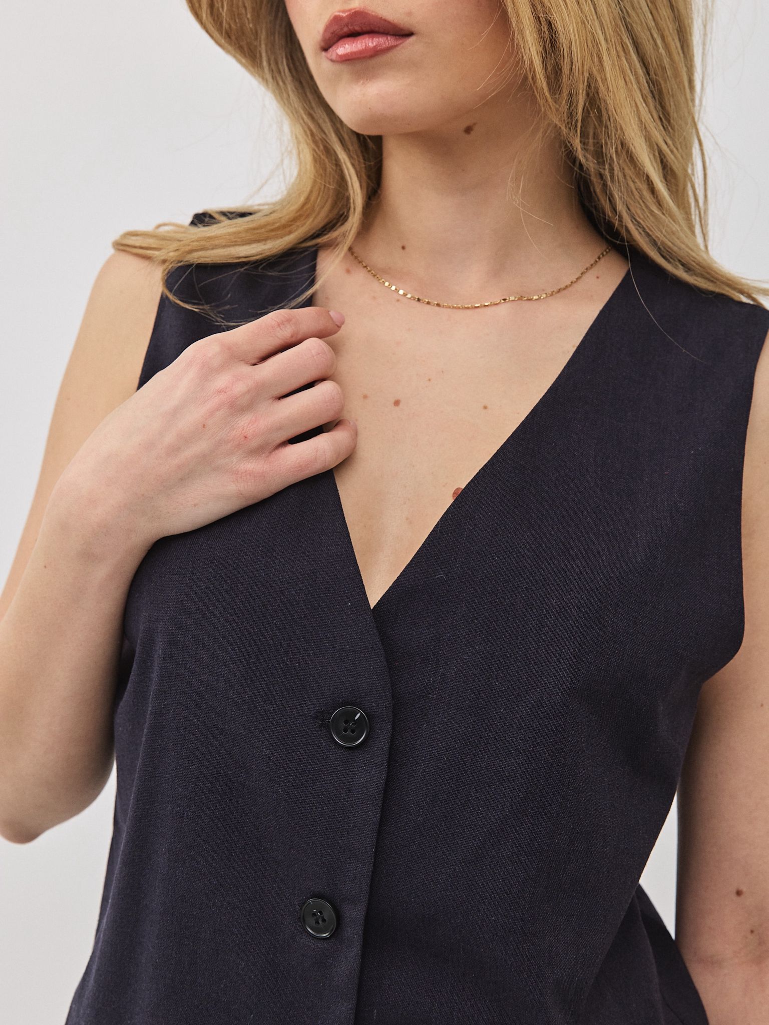 וסט פשתן ניקולה