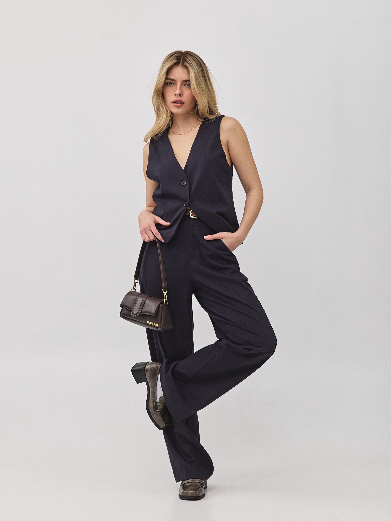 וסט פשתן ניקולה