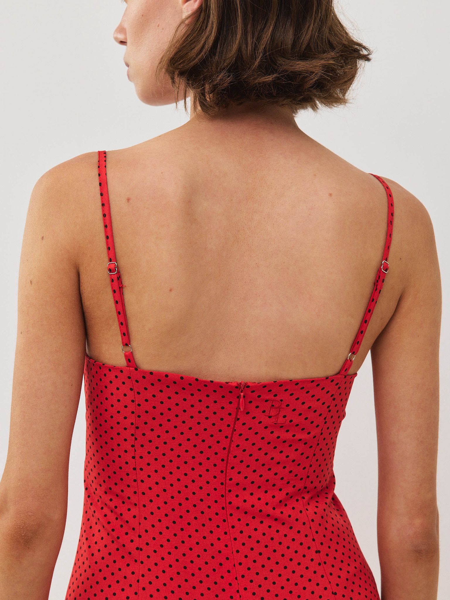 שמלת בל נקודות