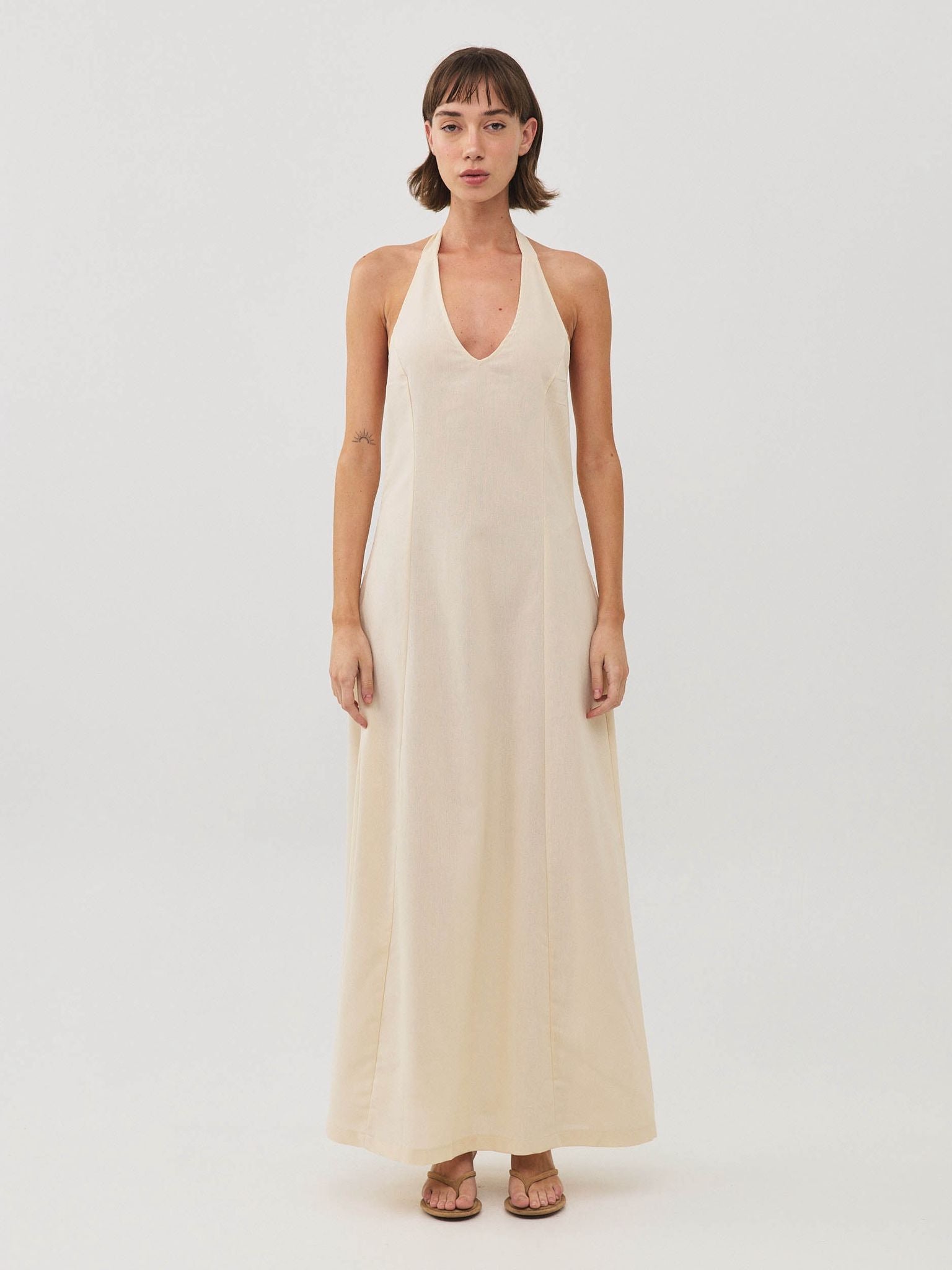 שמלת פשתן סרניטי