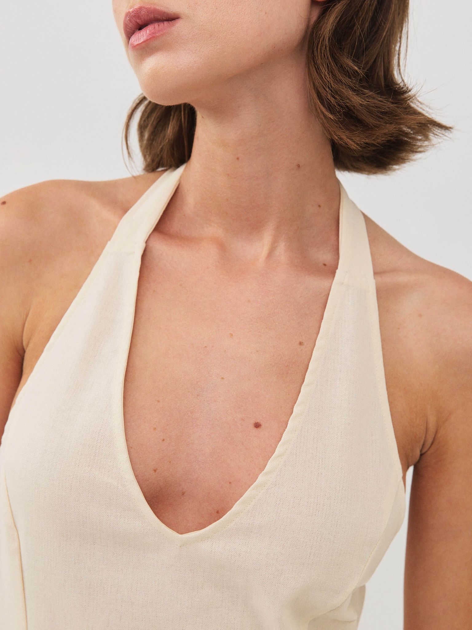 שמלת פשתן סרניטי