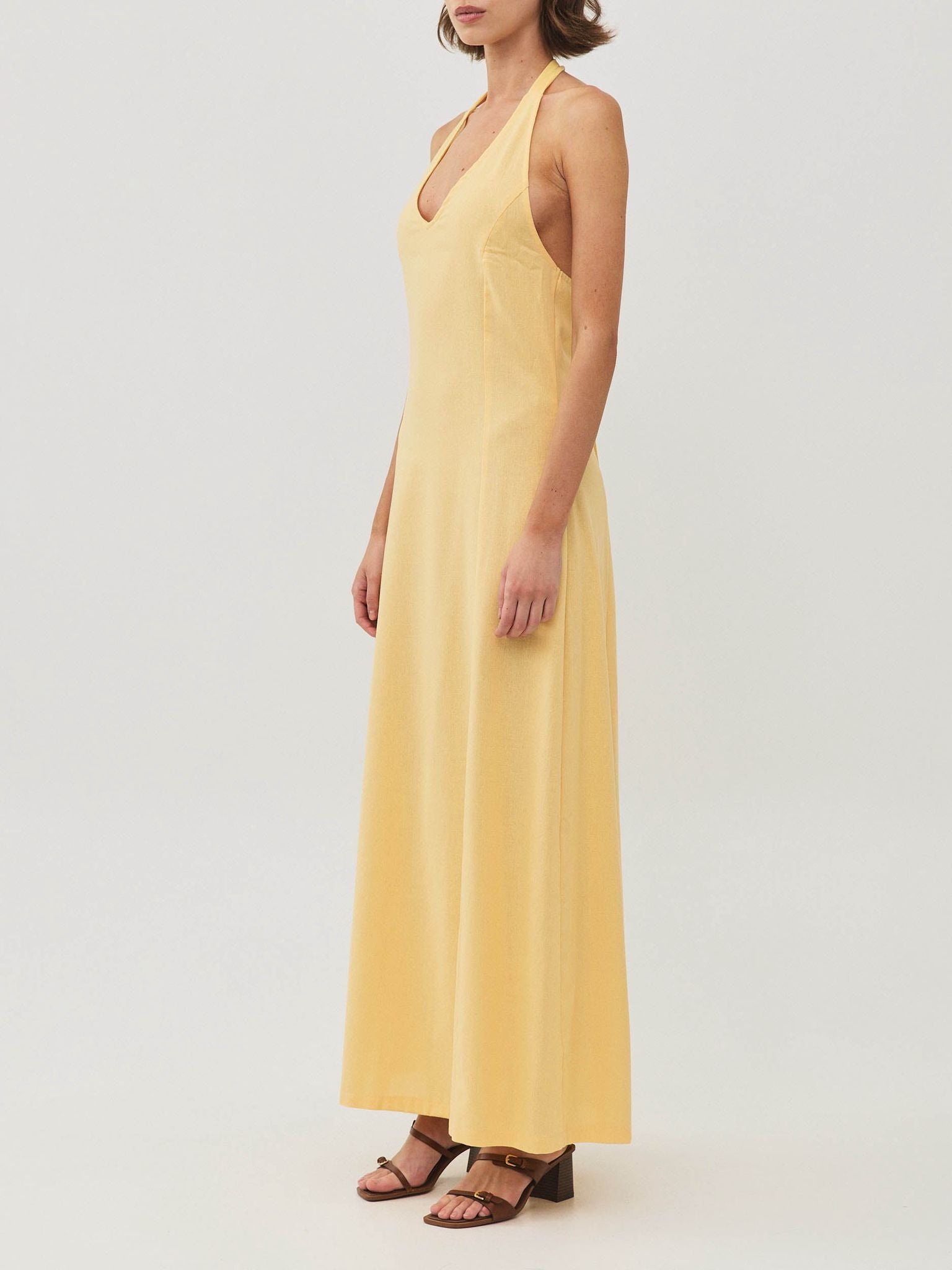 שמלת פשתן סרניטי