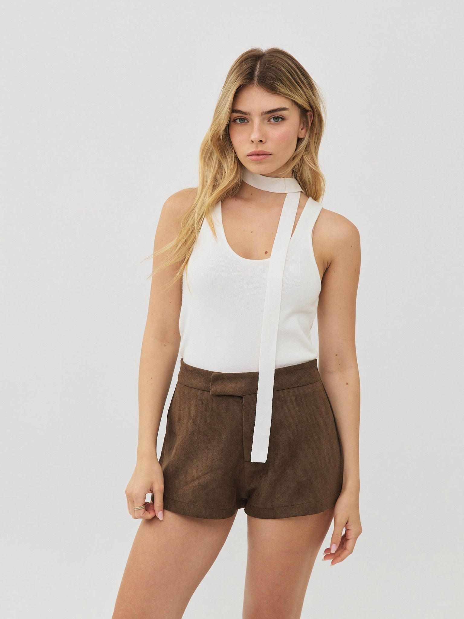 שורט זמש מנואל