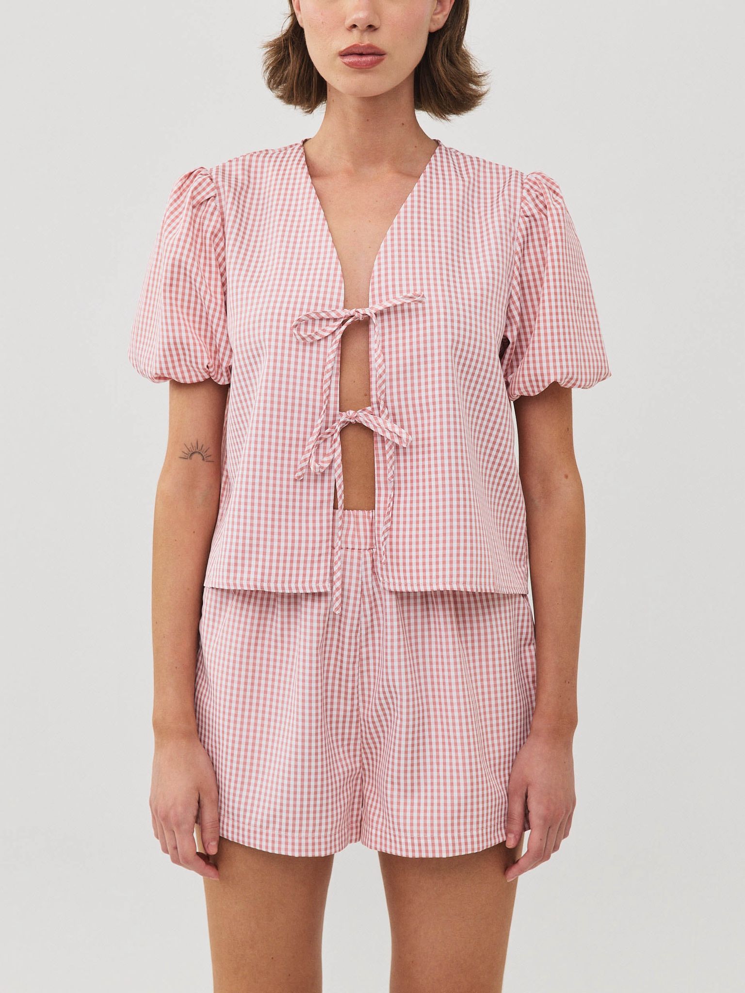 שורט משבצות מנדז