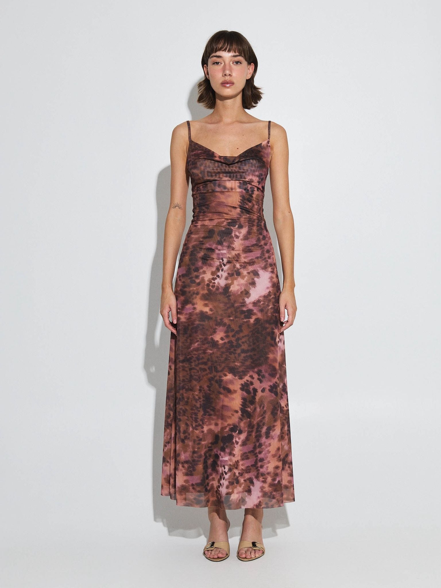 שמלת דניאלה