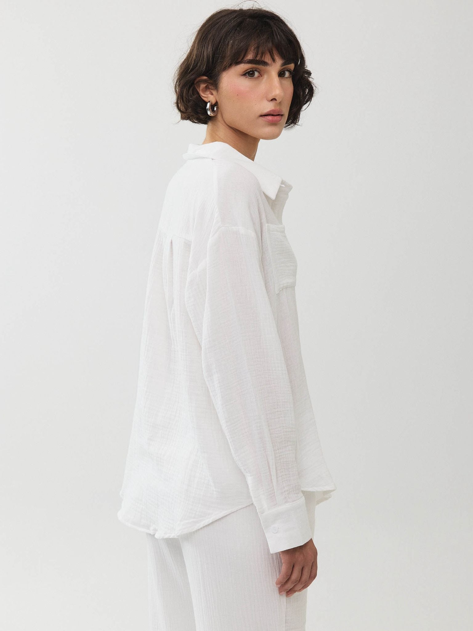 מכופתרת אובריאן פשתן