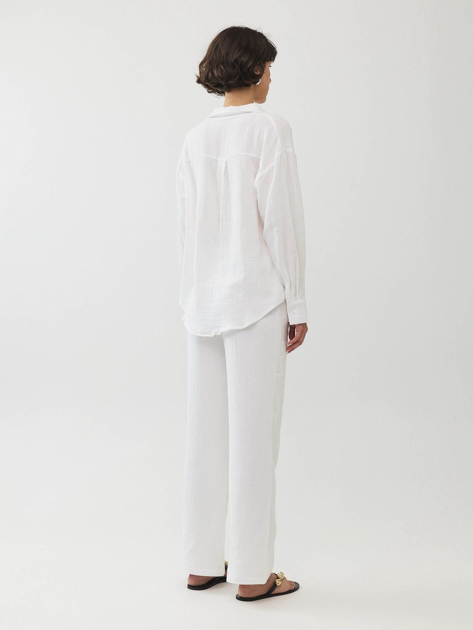 מכופתרת אובריאן פשתן