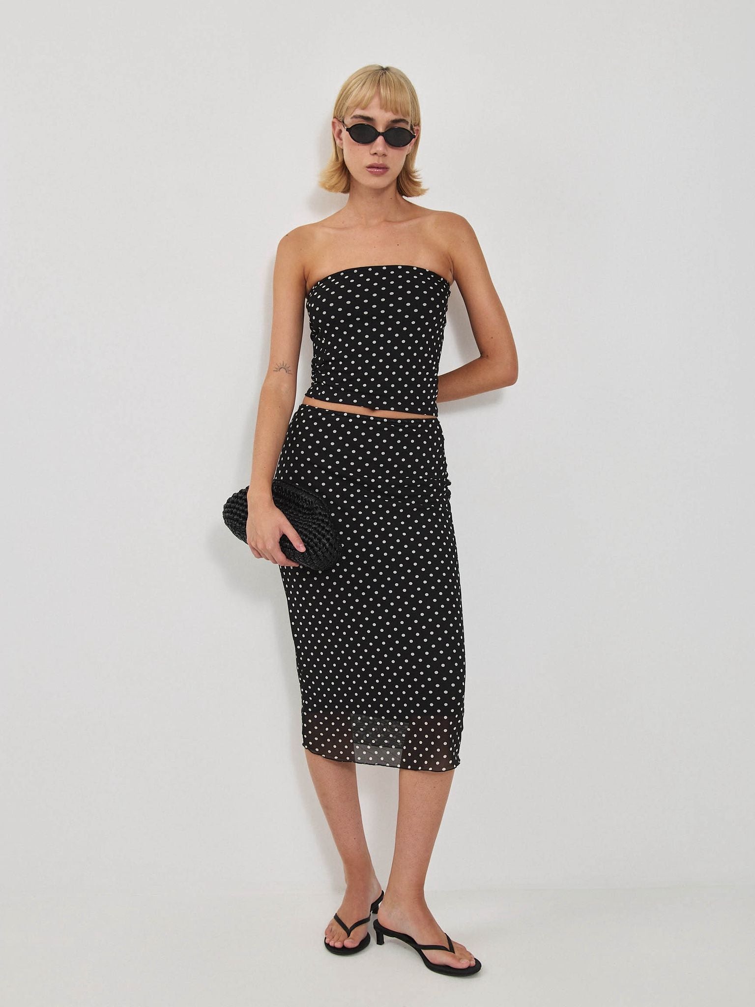 חצאית נקודות אמילי