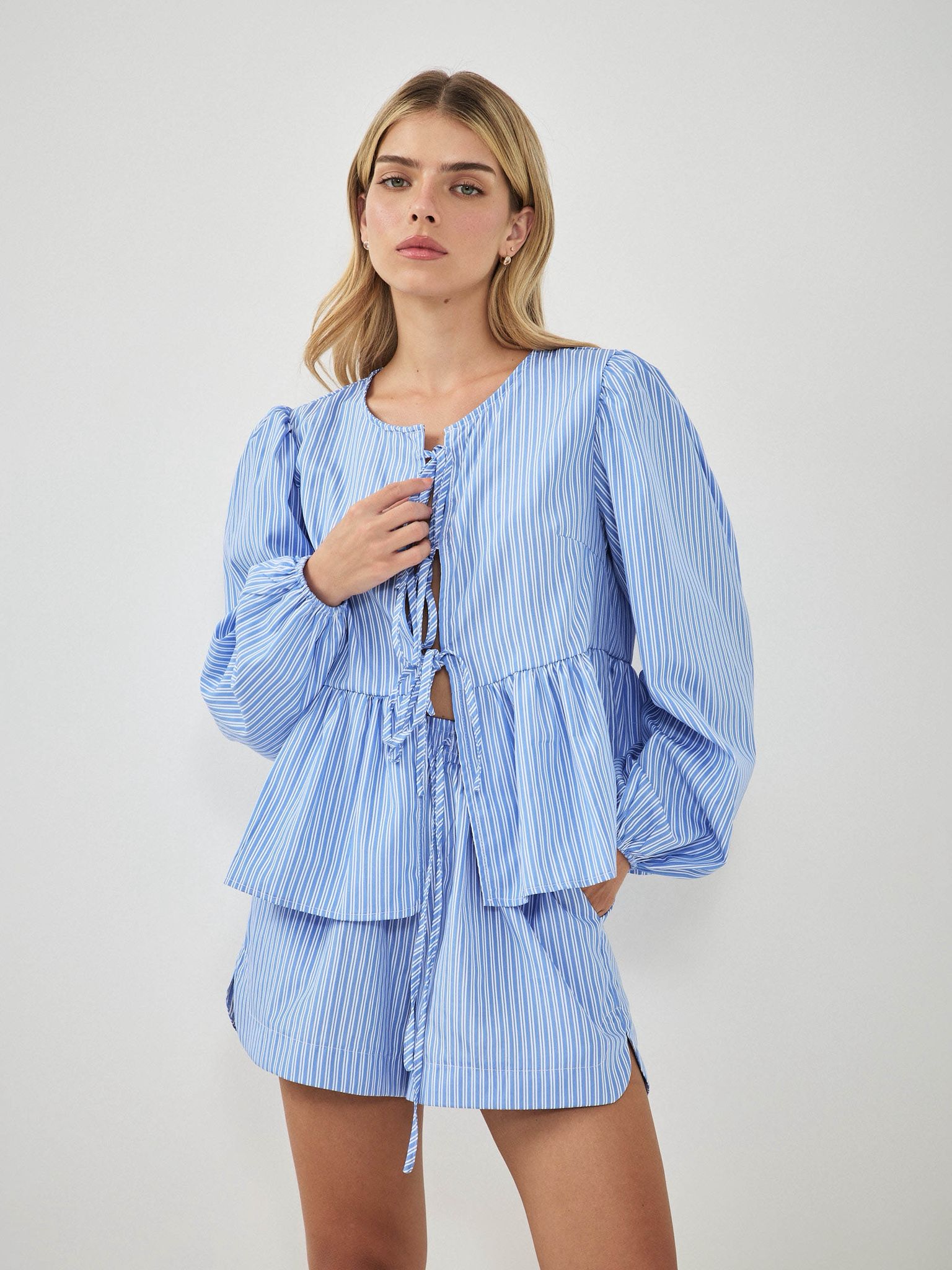 טופ נטלי פסים