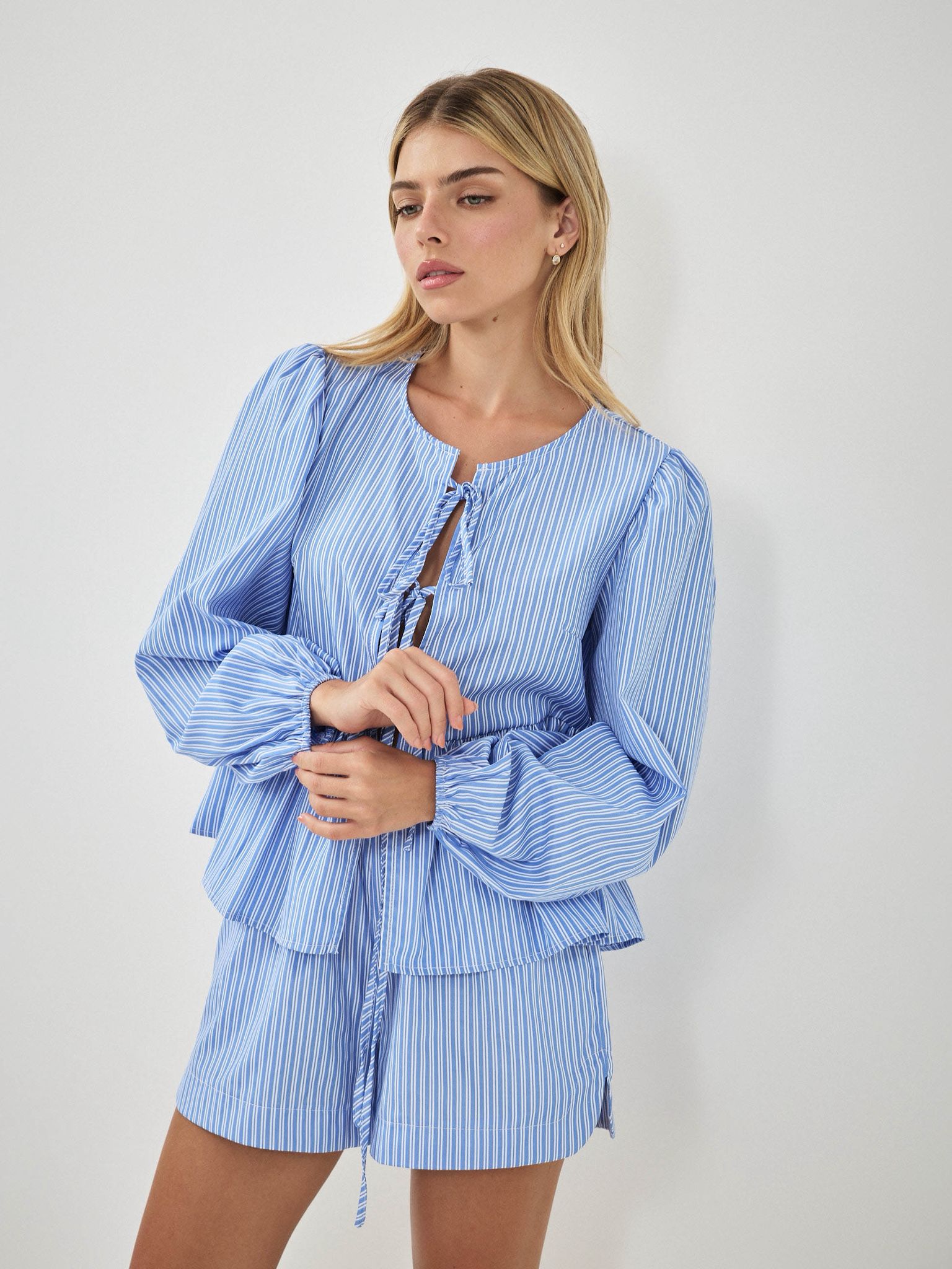 טופ נטלי פסים