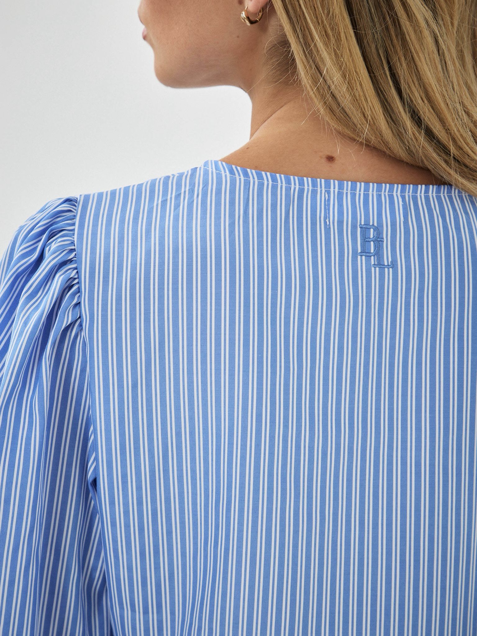 טופ נטלי פסים