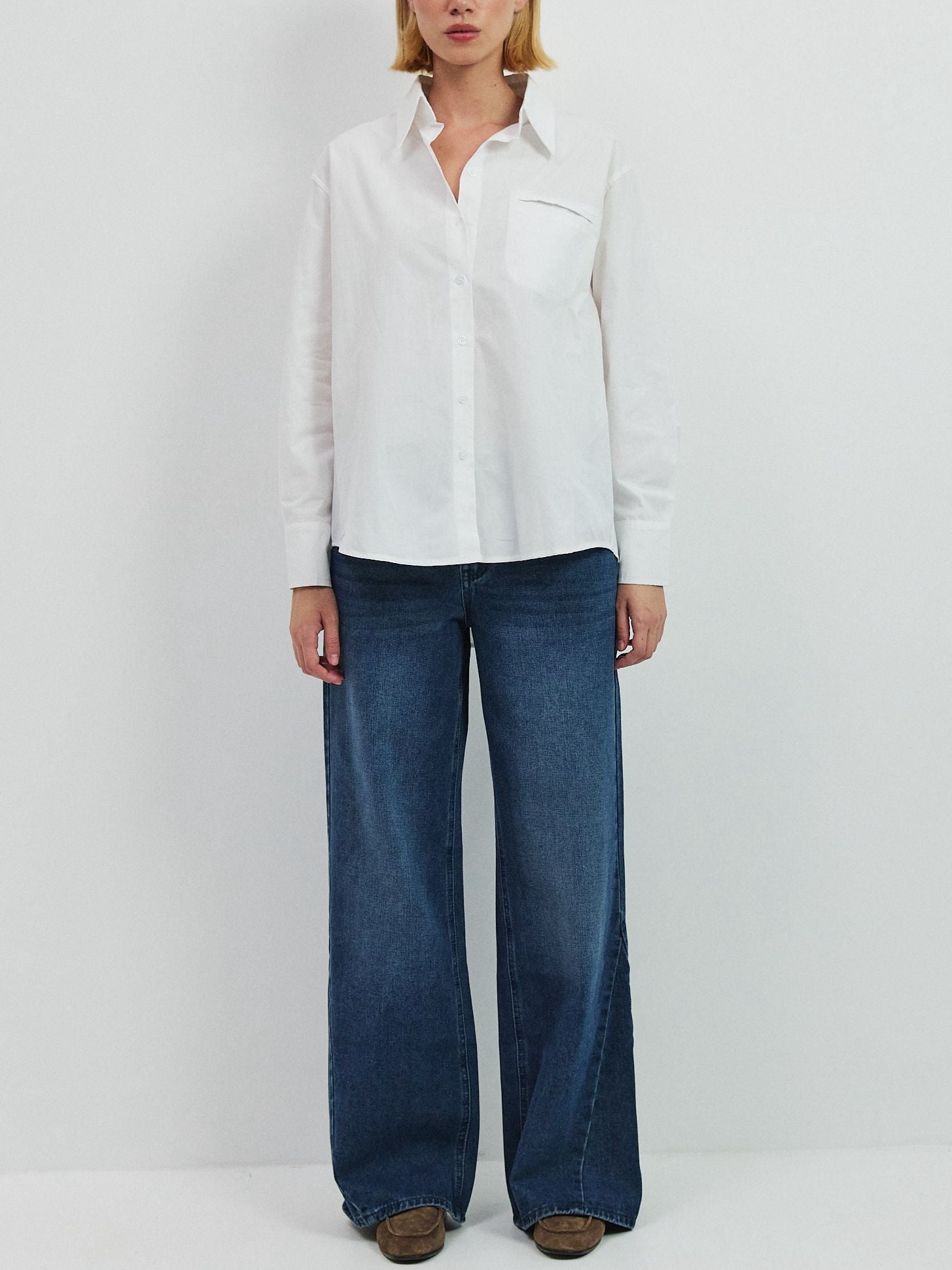 מכופתרת אטלס