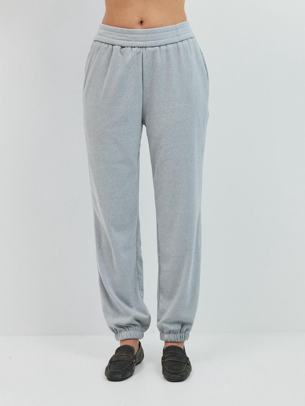 מכנסי פליז אנתוני