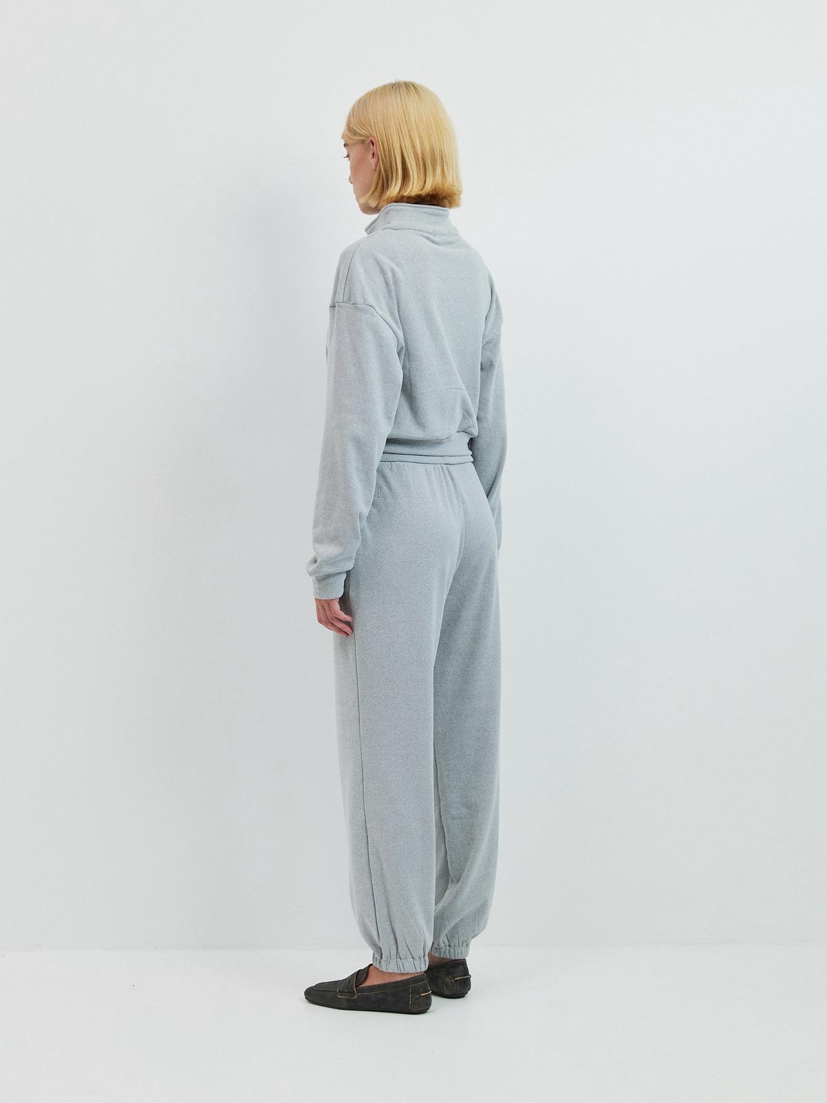 מכנסי פליז אנתוני