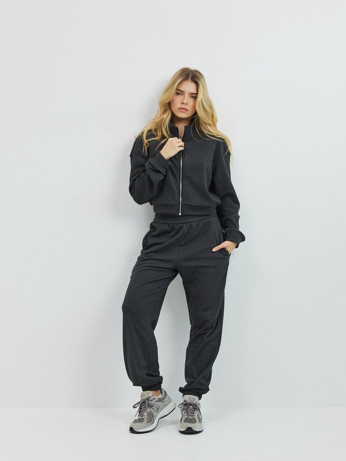 מכנסי פליז אנתוני