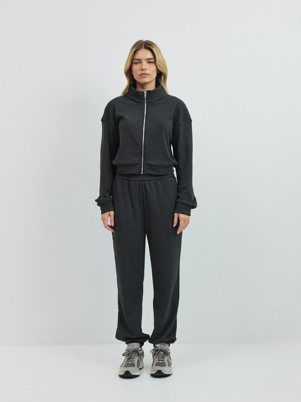 מכנסי פליז אנתוני