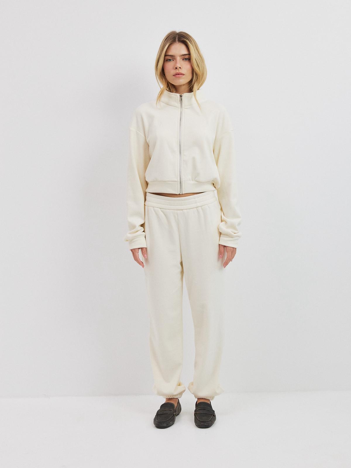 מכנסי פליז אנתוני