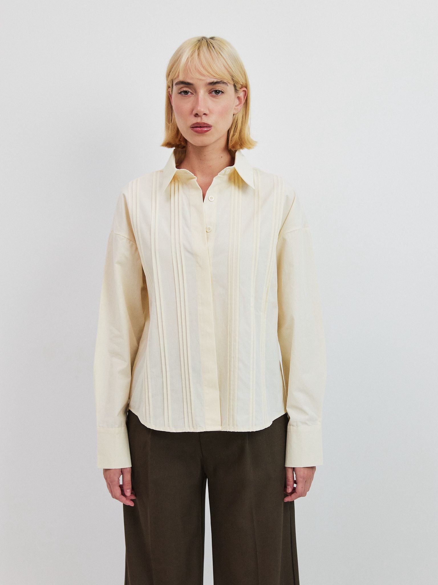 מכופתרת רוברטו