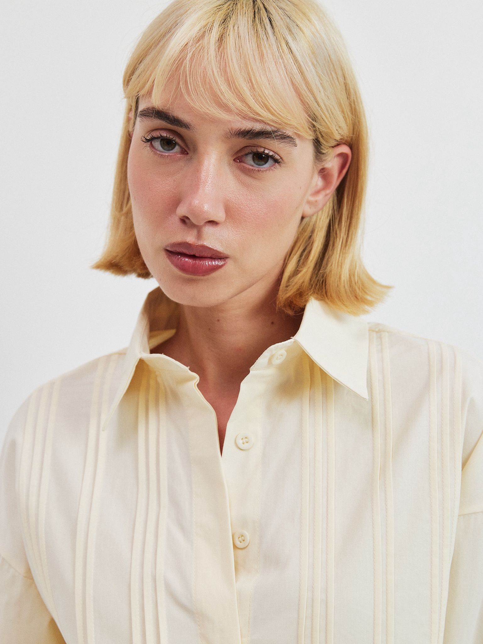 מכופתרת רוברטו