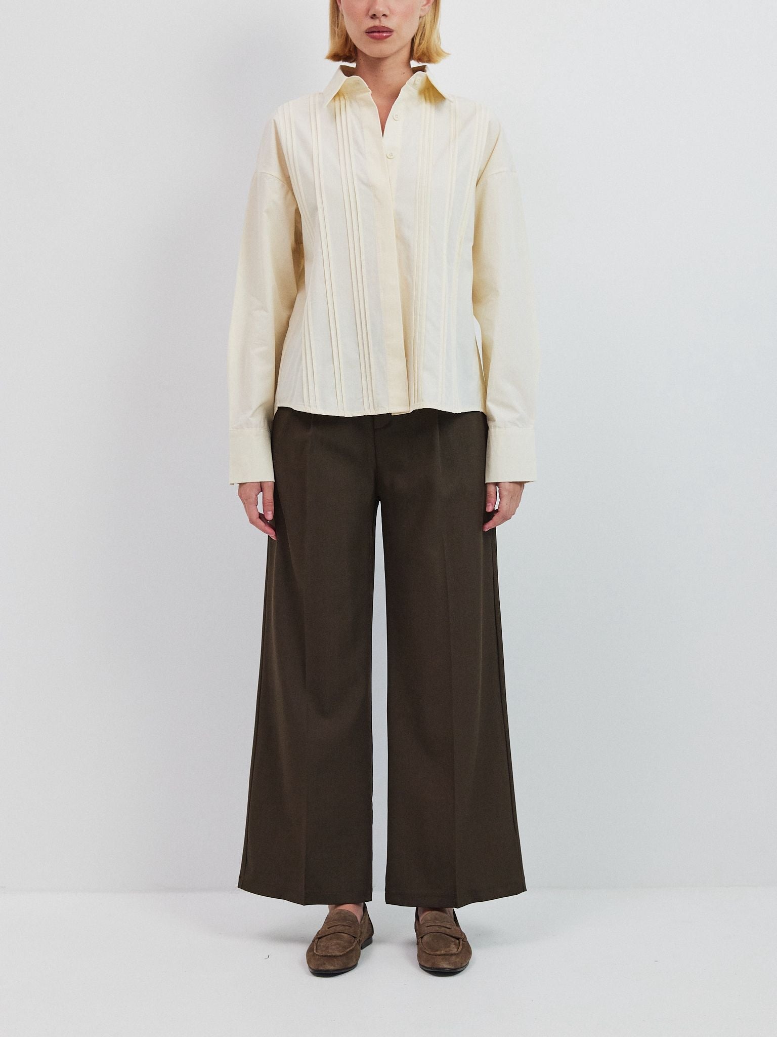 מכופתרת רוברטו