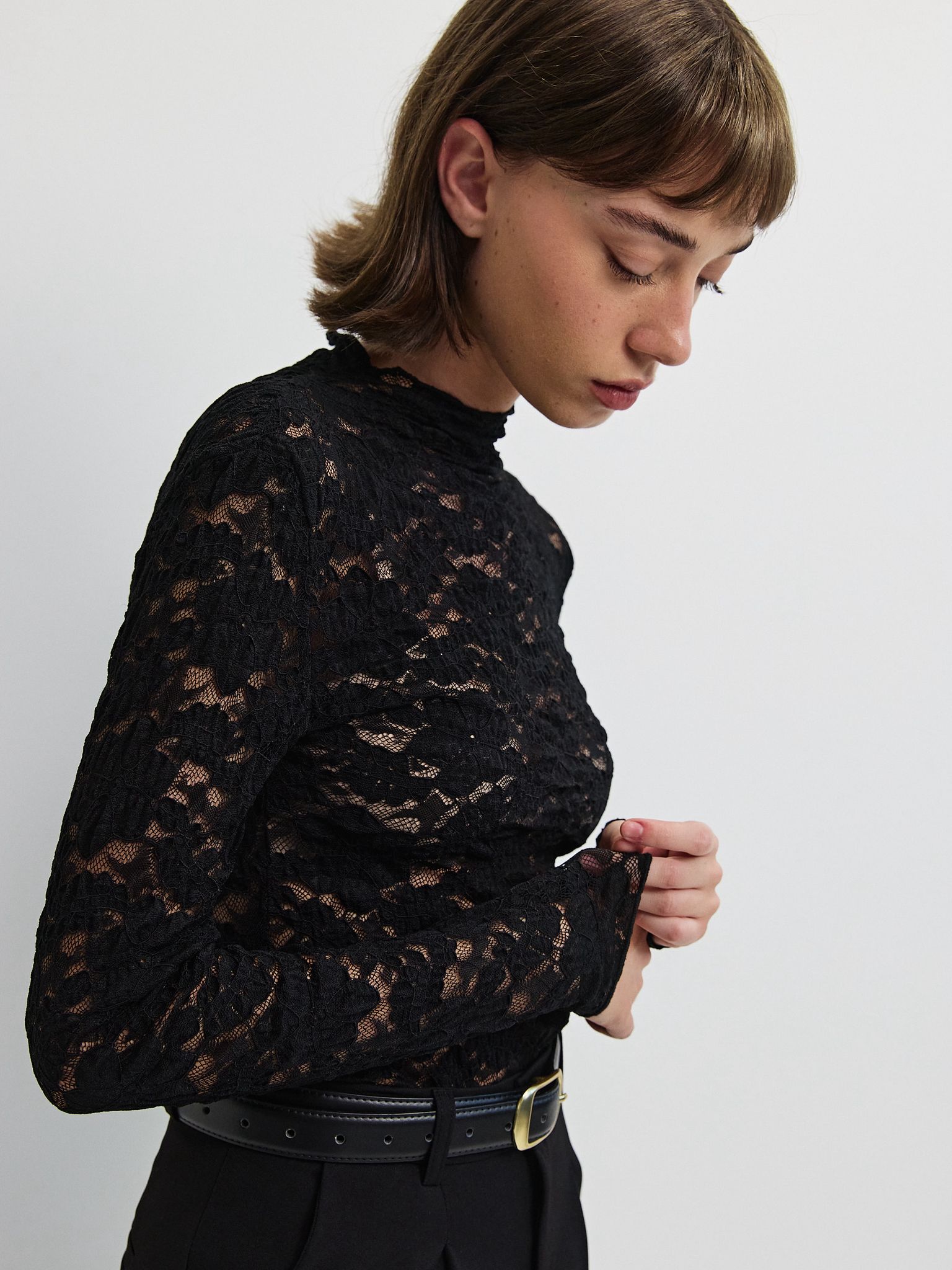 טופ תחרה ויולט