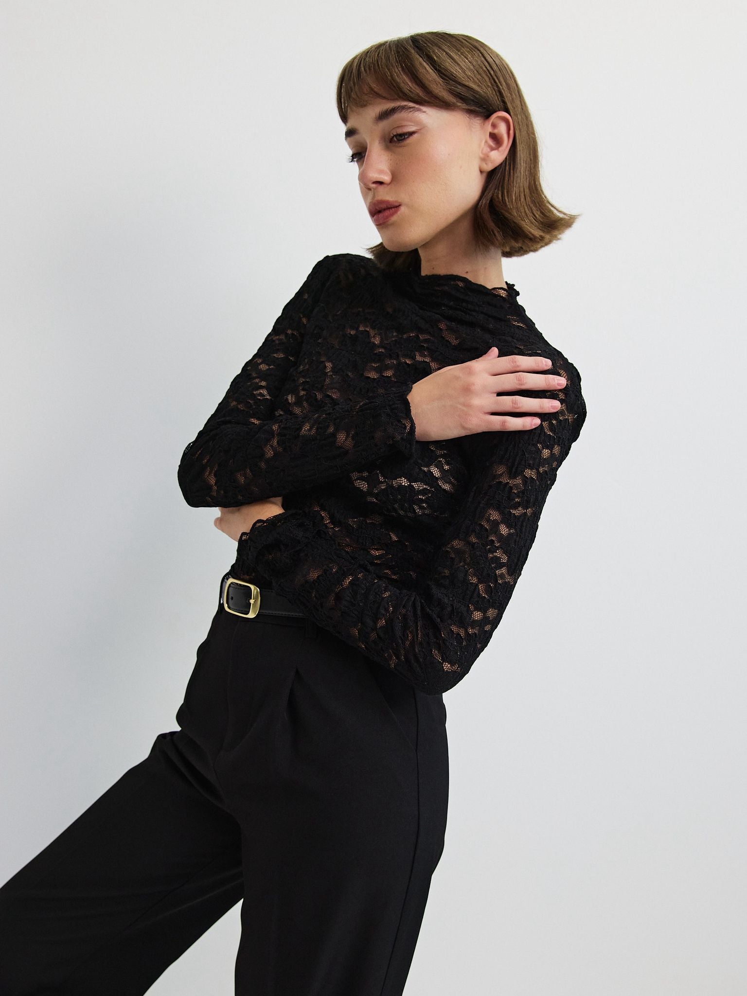 טופ תחרה ויולט