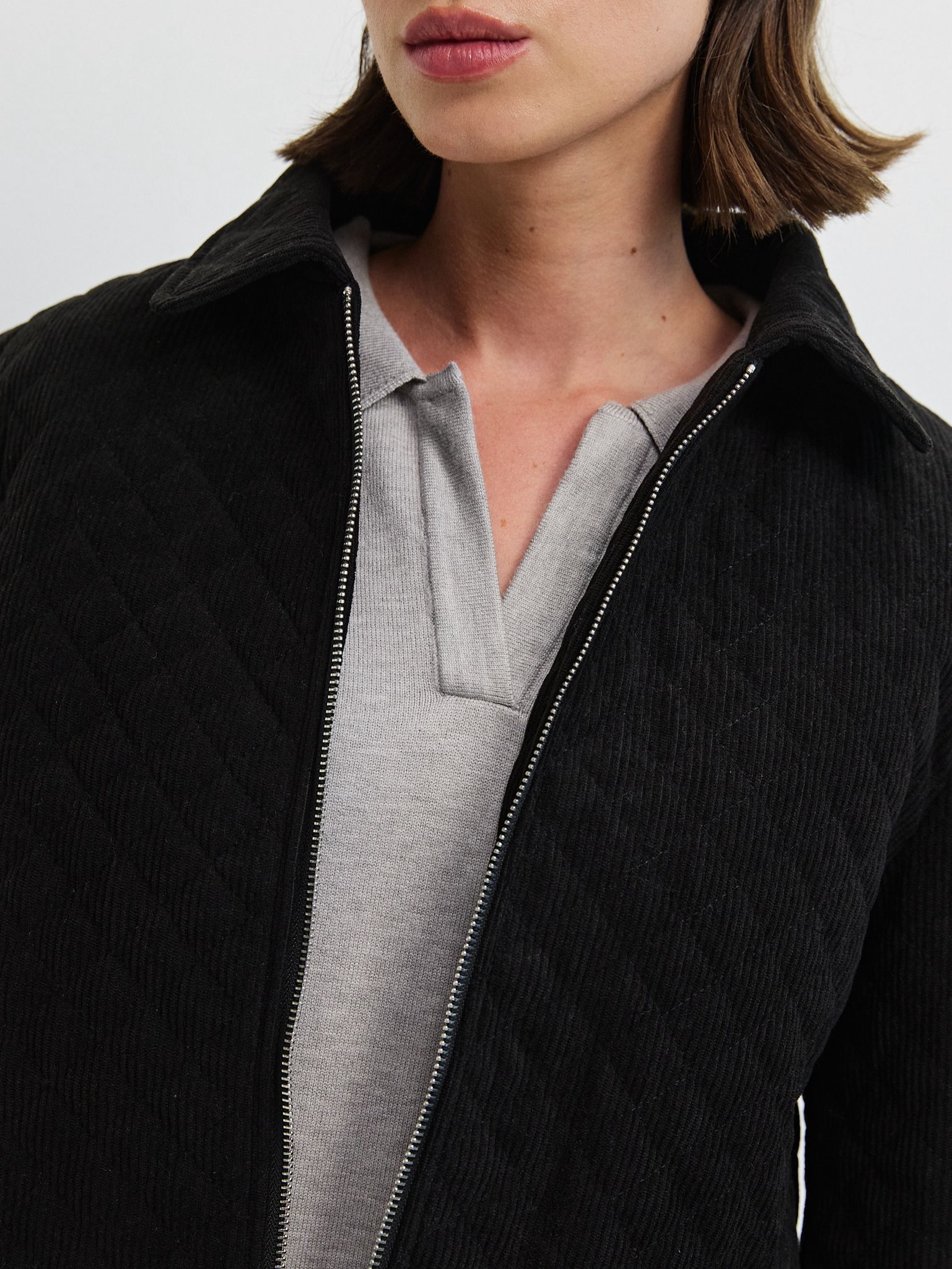 ג׳קט קווילט אנזו