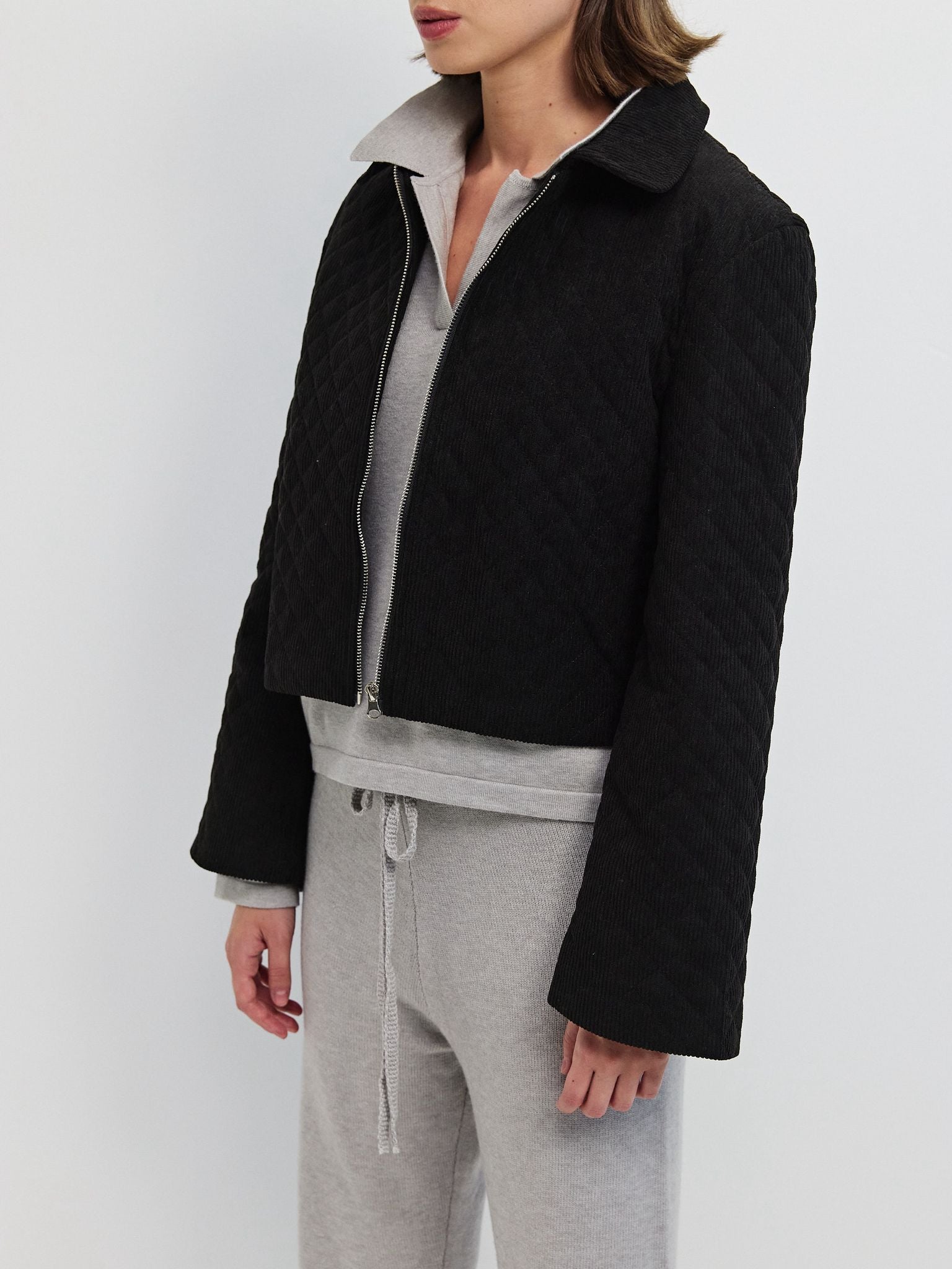 ג׳קט קווילט אנזו