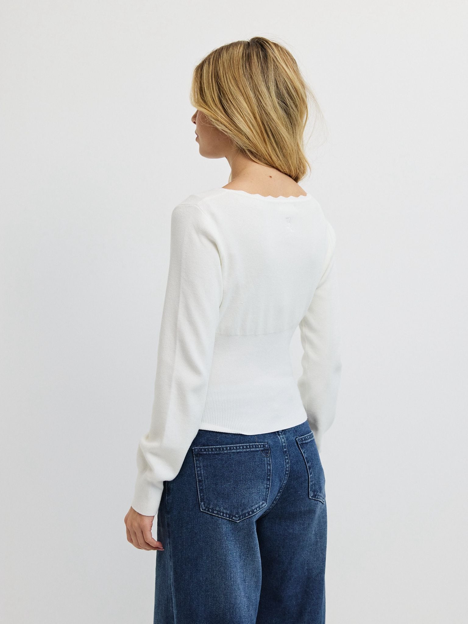 טופ סריג סטלה