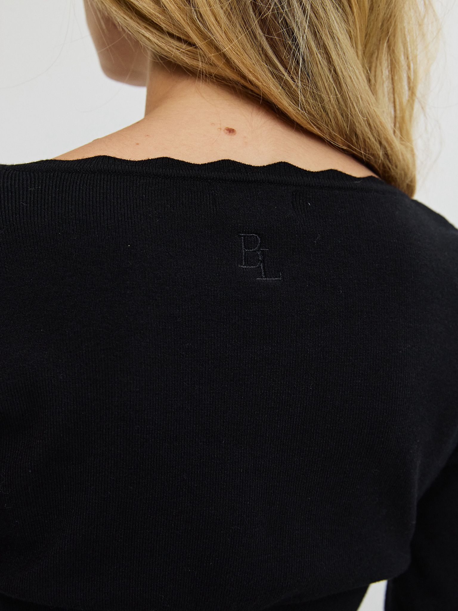 טופ סריג סטלה