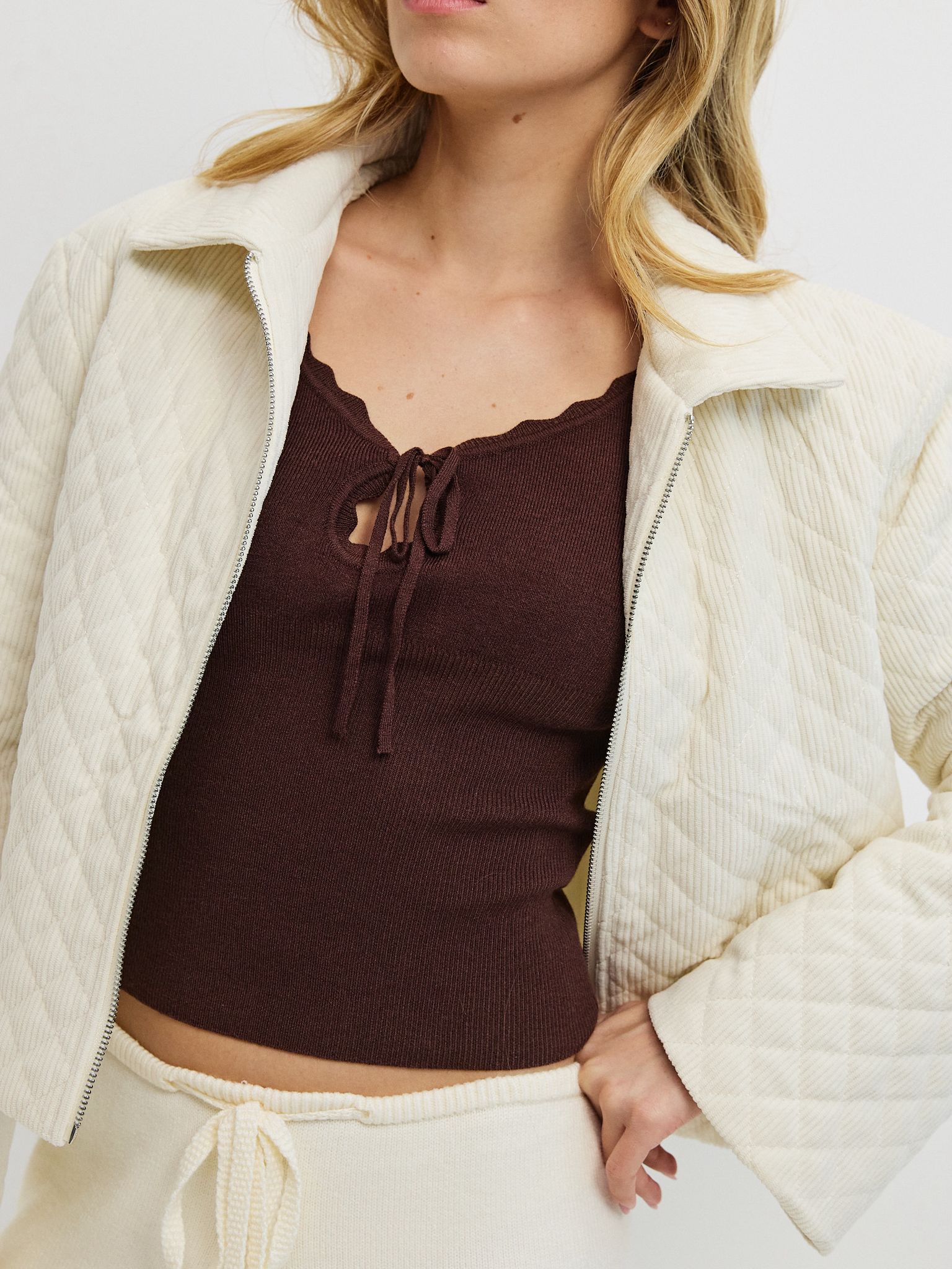 טופ סריג סטלה